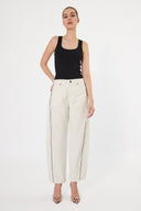 Pantalón Denim Barrel MId Rise Crudo - 250231133- Project Denim